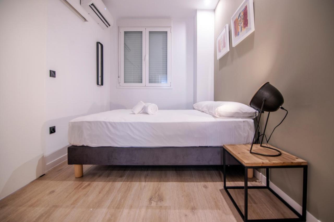 Vlc Host- Eixarchs Apartment Valencia Exterior photo